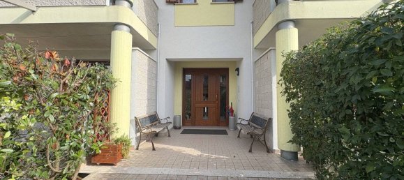 2 bedrooms Apartment in Udine, Italy No. 272174 2