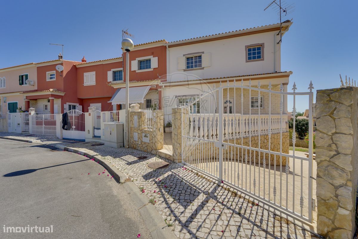 Casa T3 em Armação de Pêra, Portugal N.º 273345