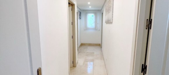 3 bedrooms Apartment in Marbella, Spain No. 112614 27