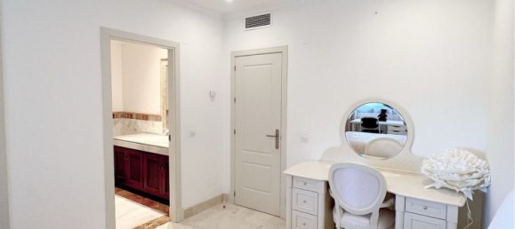 3 bedrooms Apartment in Marbella, Spain No. 112614 33