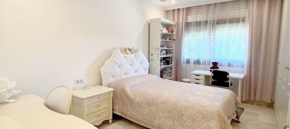 3 bedrooms Apartment in Marbella, Spain No. 112614 30