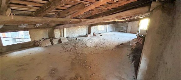 Casa de 5 habitaciónes en Costa Volpino, Italy No. 2111 3