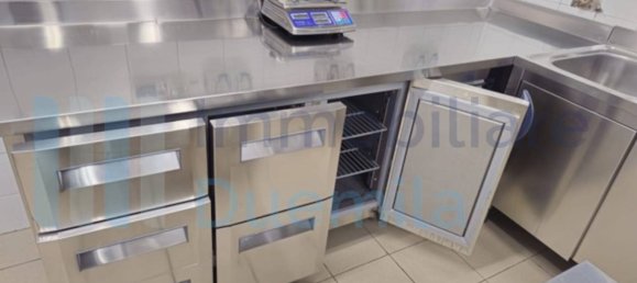 4-Zimmer Gewerbliche Immobilie in Castel San Pietro Terme, Italy, Nr. 160090 38