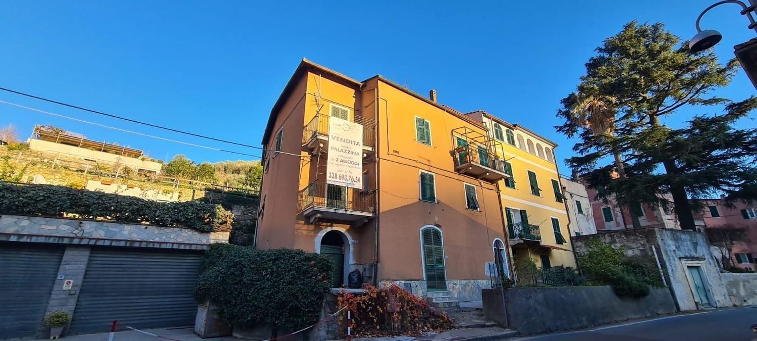 3-salle Appartement à Calice Ligure, Italy No. 170834