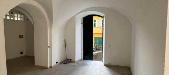 3-salle Appartement à Calice Ligure, Italy No. 170834 6