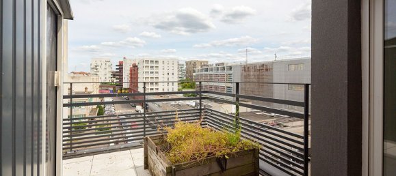 Apartamento de 3 dormitorios en Bezons, France No. 174802 11