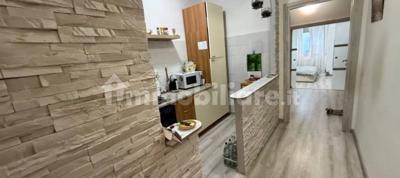 Apartamento de 1 dormitorio en Como, Italy No. 361531 4