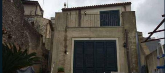 3 rooms Apartment in Canicattini Bagni, Italy No. 294395 6