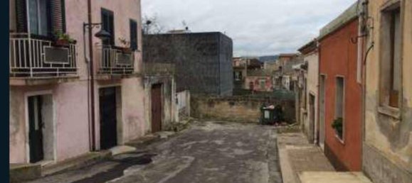 3 rooms Apartment in Canicattini Bagni, Italy No. 294395 5