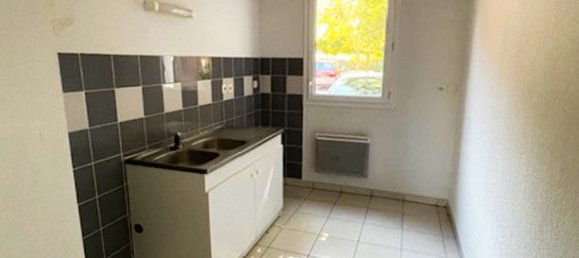 2 bedrooms House in Gaillac, France No. 306628 3