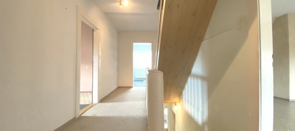 Casa de 9 habitaciónes en Furth, Germany No. 284907 11