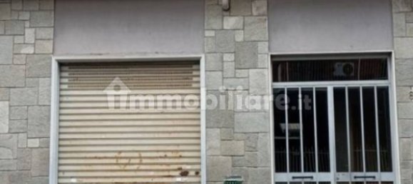 2 bedrooms Apartment in Turin, Italy No. 304265 3