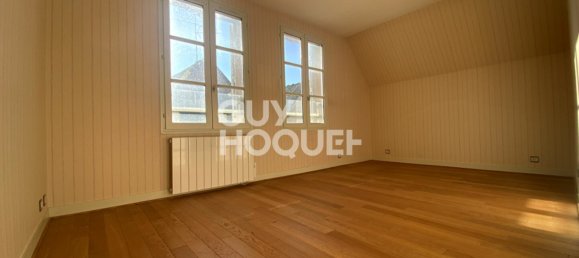 3 bedrooms Duplex in Chartres, France No. 101839 6