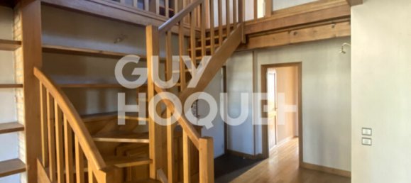 3 bedrooms Duplex in Chartres, France No. 101839 4