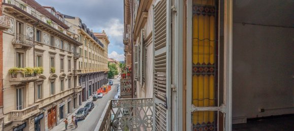 4 rooms Apartment in Turin, Italy No. 88849 3