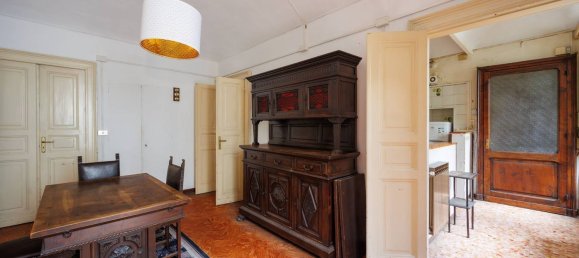 4 rooms Apartment in Turin, Italy No. 88849 2