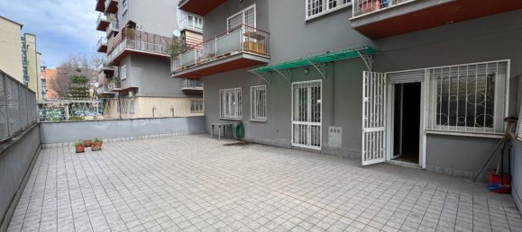 Квартира с 2 комнатами в Рим, Италия № 9608 6