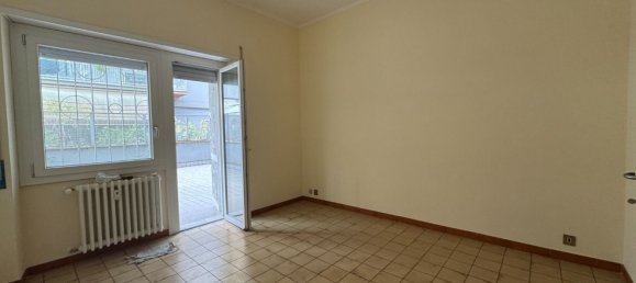 Квартира с 2 комнатами в Рим, Италия № 9608 10