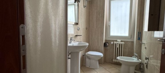 Квартира с 2 комнатами в Рим, Италия № 9608 16