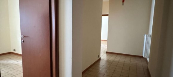 Квартира с 2 комнатами в Рим, Италия № 9608 12