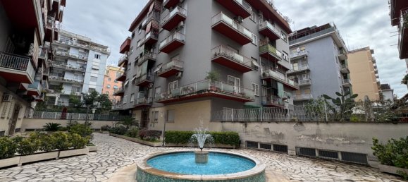 Квартира с 2 комнатами в Рим, Италия № 9608 3