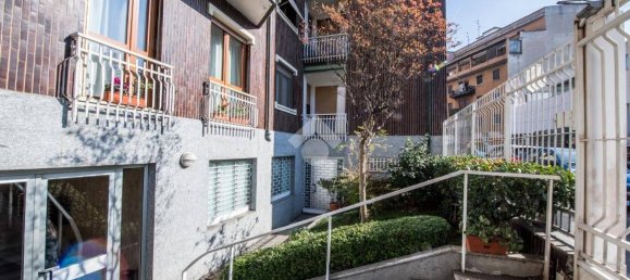 1 bedroom Apartment in Milan, Italy No. 262932 4