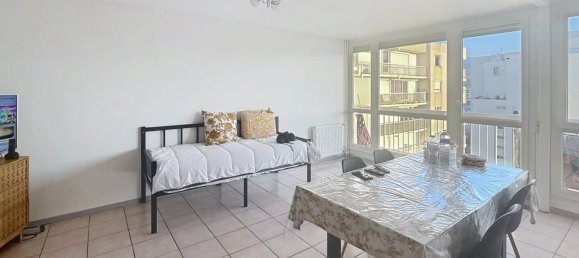 1 bedroom Apartment in Saint-Etienne, France No. 354957 2