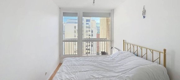 1 bedroom Apartment in Saint-Etienne, France No. 354957 4