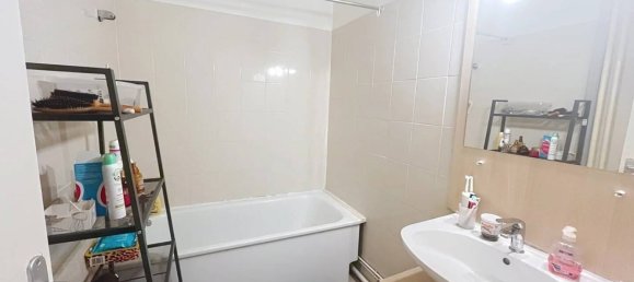 1 bedroom Apartment in Saint-Etienne, France No. 354957 8
