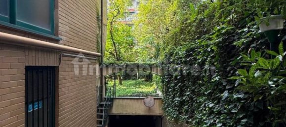  مرآب في Milan, Italy 15متر مربع رقم 378965 12