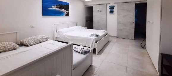 5 rooms House in Camerano, Italy No. 117673 19