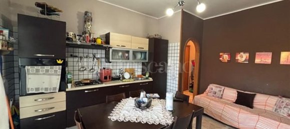 3 Schlafzimmer Wohnung in Mascalucia, Italy, Nr. 381633 8