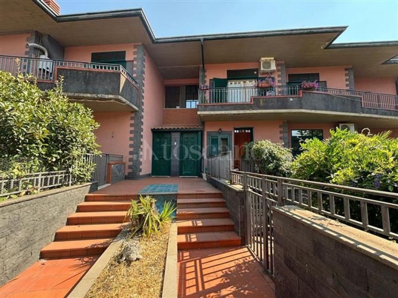 3 Schlafzimmer Wohnung in Mascalucia, Italy, Nr. 381633