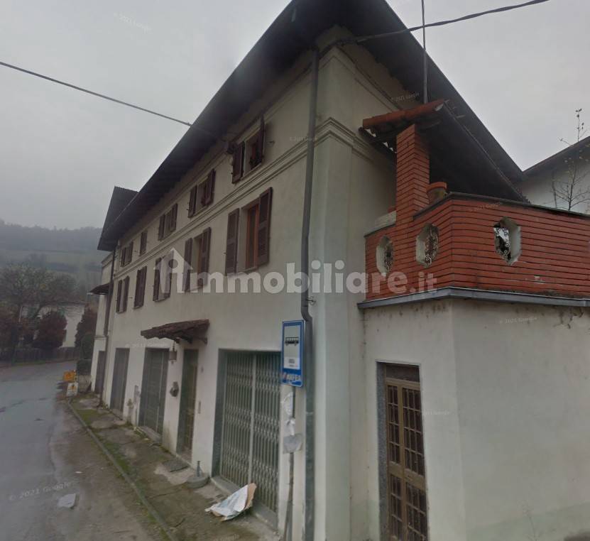Apartamento de 4 dormitorios en Borgo Priolo, Italy No. 373605