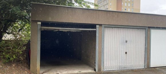 26m² Garage in Le Plessis-Robinson, France No. 331532 8