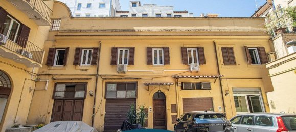 5 rooms Office in Rome, Italy No. 286423 11