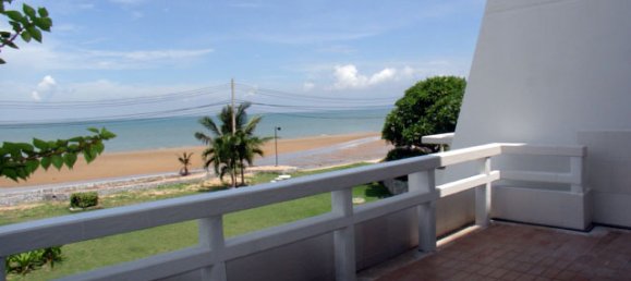 4 bedrooms Cafe / restaurant in Pattaya, Thailand No. 1289 3