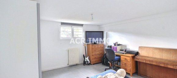 4 bedrooms House in Andresy, France No. 351353 9