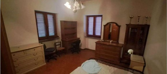 3 rooms Apartment in Lazio, Italy No. 133359 3