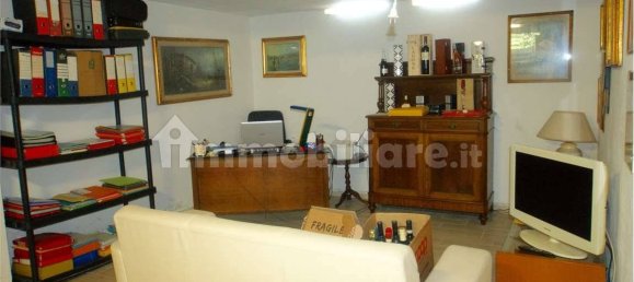 3 bedrooms House in Ameglia, Italy No. 275166 9