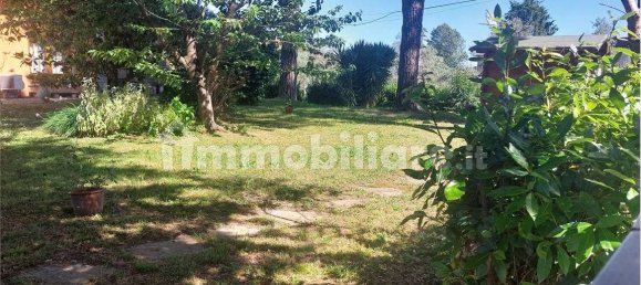 3 bedrooms House in Ameglia, Italy No. 275166 2