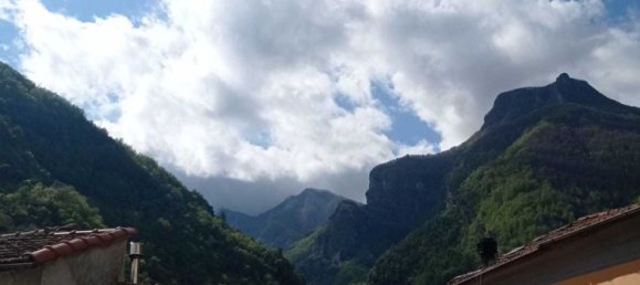 Casa de 4 habitaciónes en Fivizzano, Italy No. 134642 19