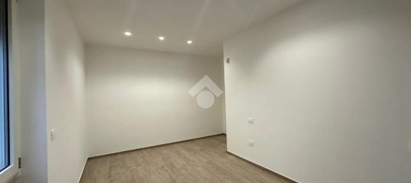 3 rooms Apartment in Foggia, Italy No. 155617 12