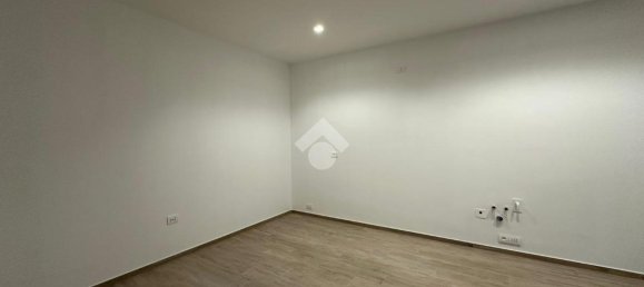 3 rooms Apartment in Foggia, Italy No. 155617 16