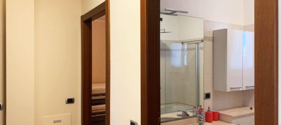 Apartamento de 3 divisões em Peschiera Borromeo, Italy N.º 170811 9