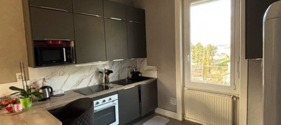 2 bedrooms Apartment in Saint-Etienne, France No. 316591 2