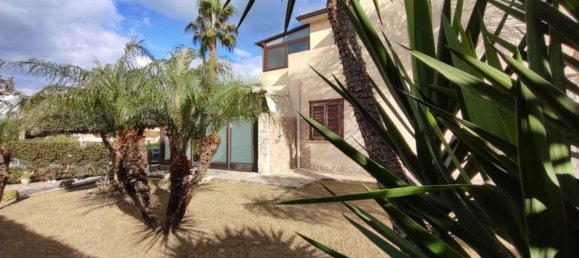 4-Zimmer Haus in Campofelice di Roccella, Italy, Nr. 152994 20