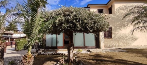 4-Zimmer Haus in Campofelice di Roccella, Italy, Nr. 152994 11