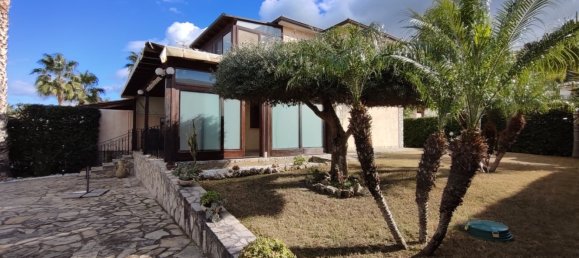 4-Zimmer Haus in Campofelice di Roccella, Italy, Nr. 152994 6