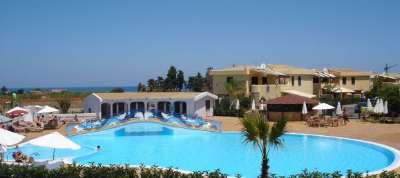 4-Zimmer Haus in Campofelice di Roccella, Italy, Nr. 152994 38